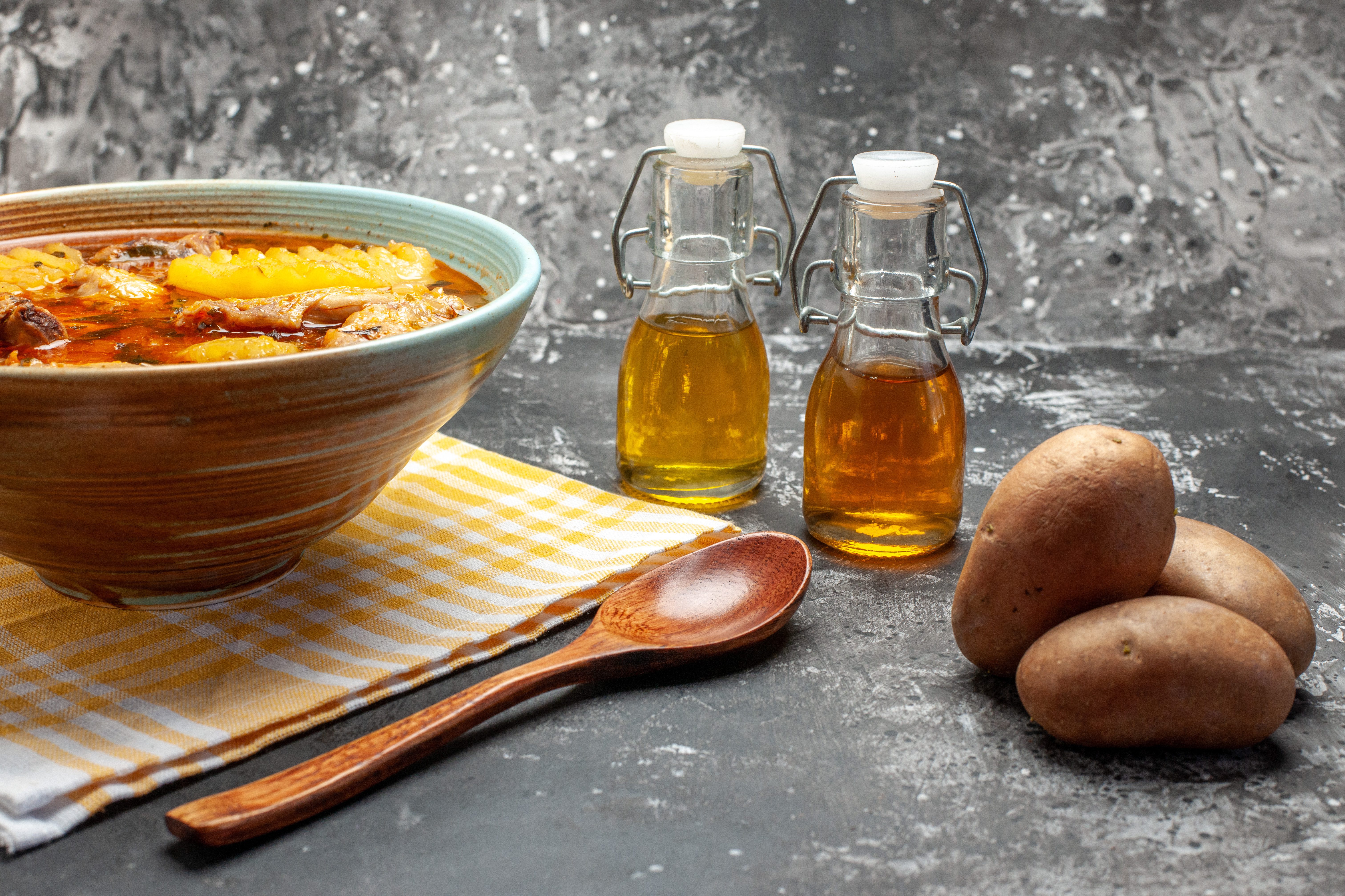 Why Reliable Cooking Oil Suppliers Matter for Your Health and Cooking